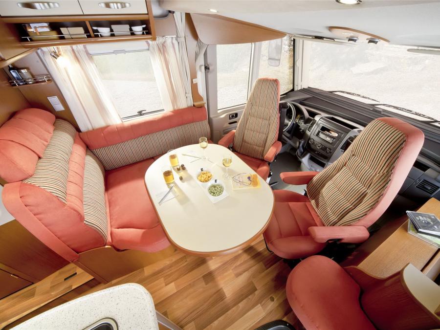 Интерьер Hymer B-Class 2011 года  (фото 4 из 30)